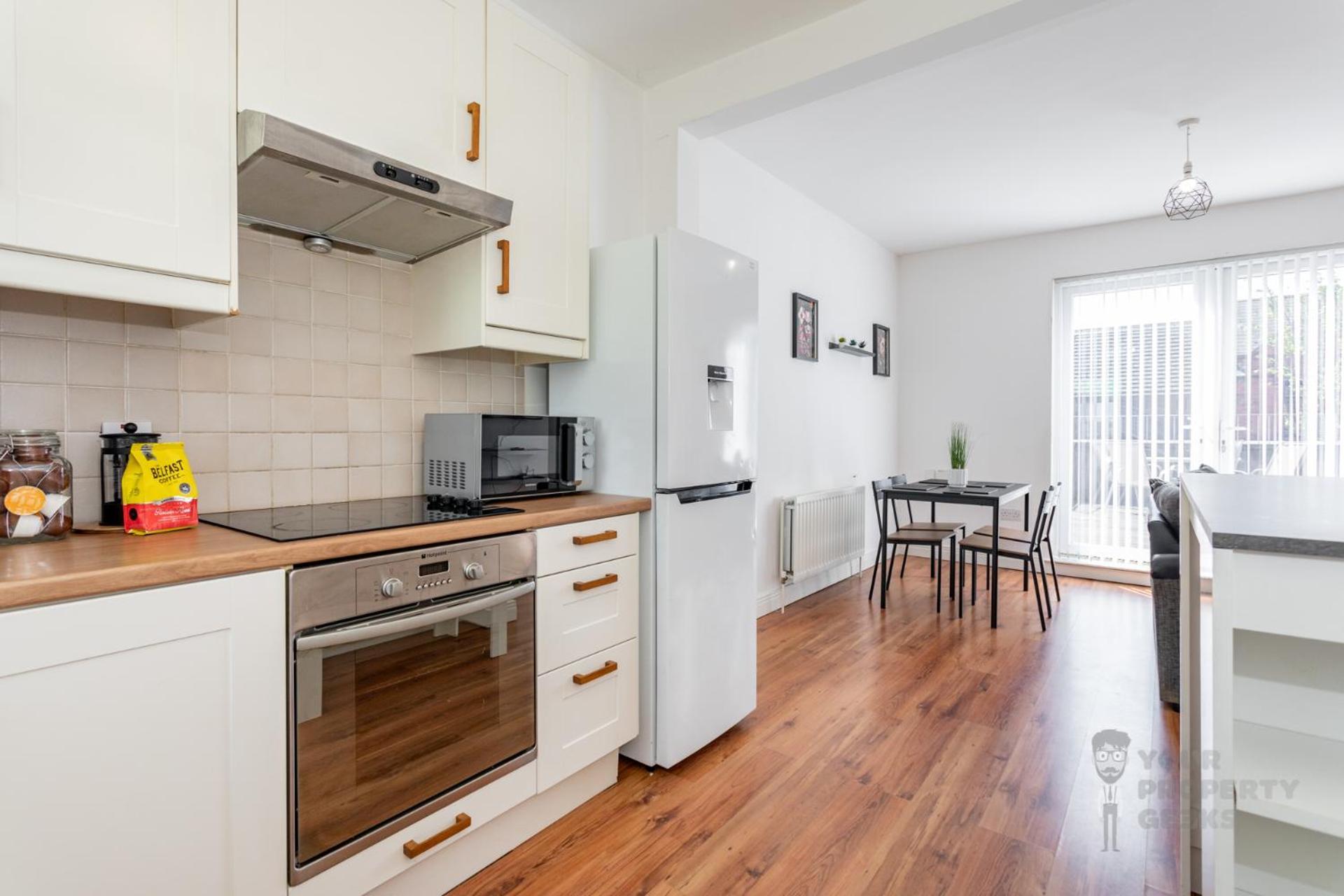 Attic Style 2 Bed Duplex Apartment With Rooftop Patio Belfast Exterior photo